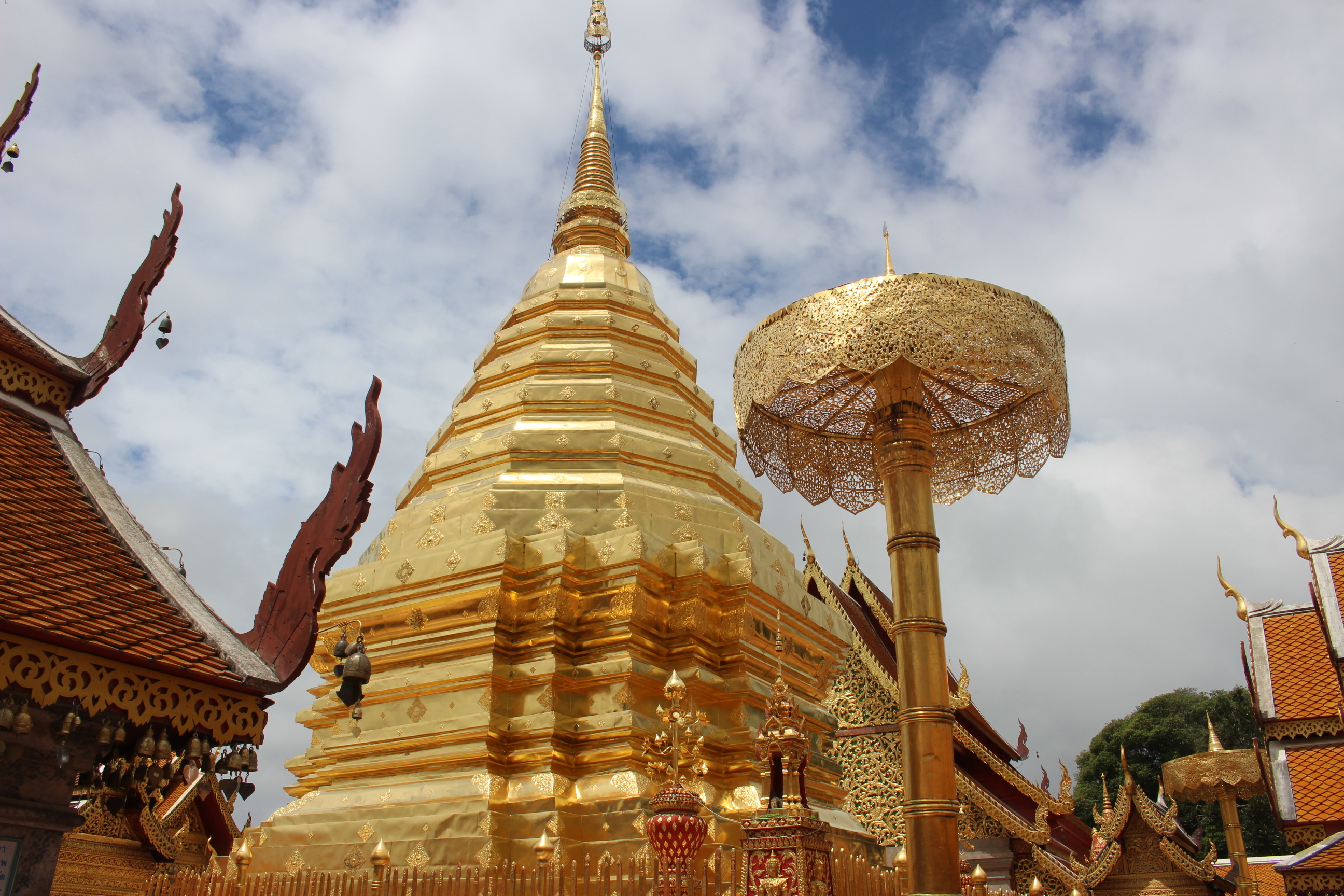 Highlights of Chiang Mai: Visit Doi Suthep temple and Hmong village